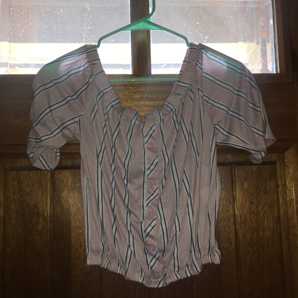 Off the shoulder
